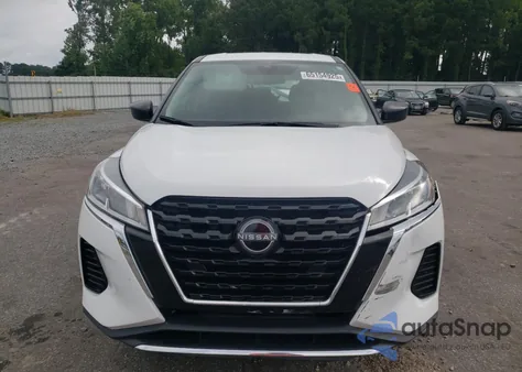 2023 Nissan Kicks S из США, поврежденный, VIN 3N1CP5BV4PL572607